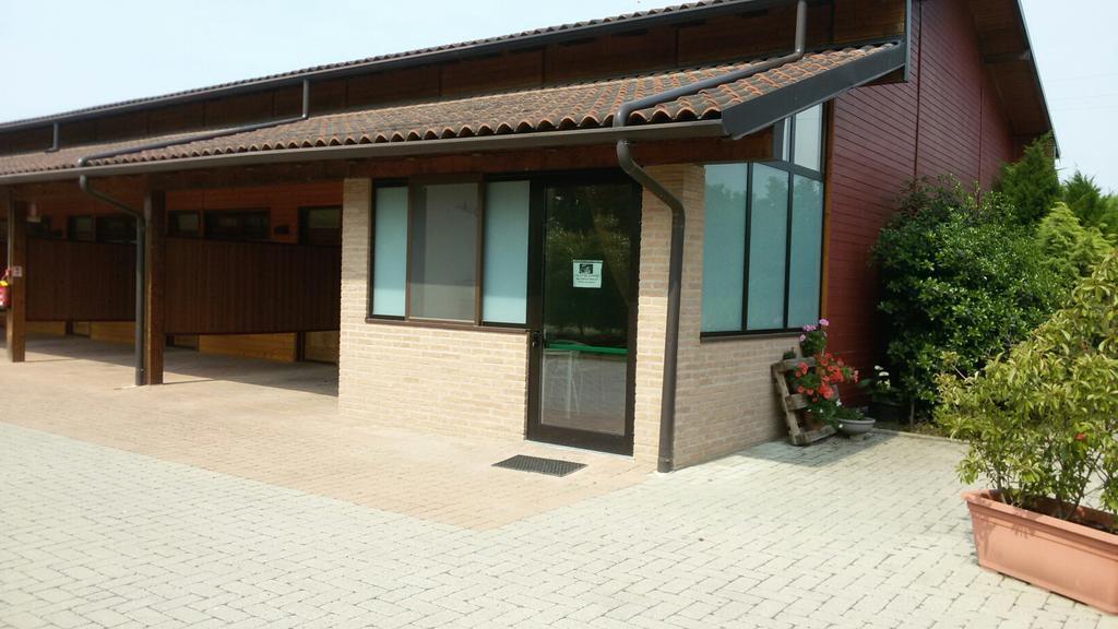 Motel 7 Laghi Castelletto Di Branduzzo Ngoại thất bức ảnh